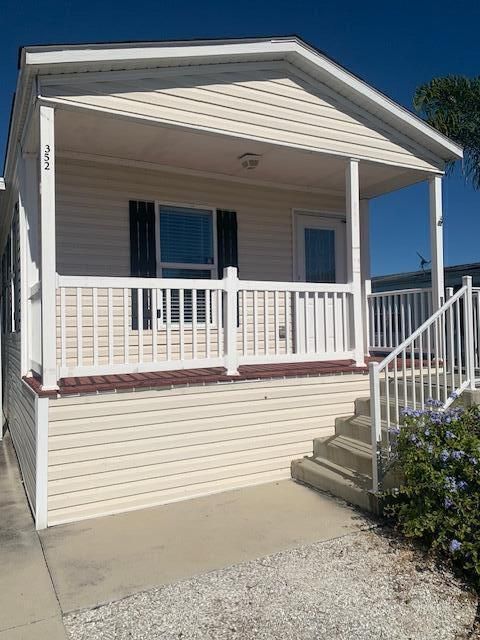 For Sale: $57,000 (2 beds, 1 baths, 742 Square Feet)