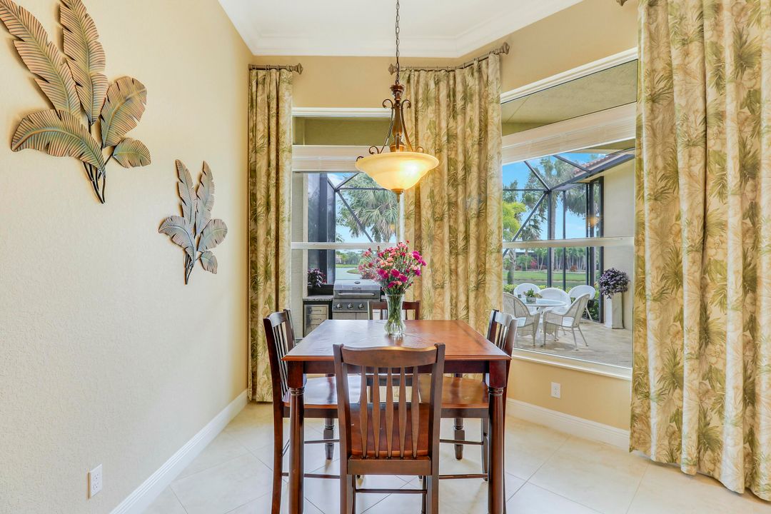 For Sale: $534,900 (3 beds, 2 baths, 2022 Square Feet)