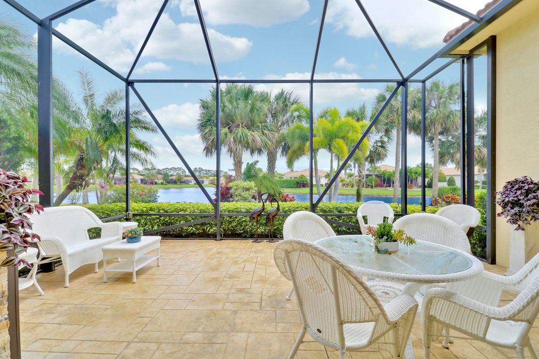 For Sale: $534,900 (3 beds, 2 baths, 2022 Square Feet)