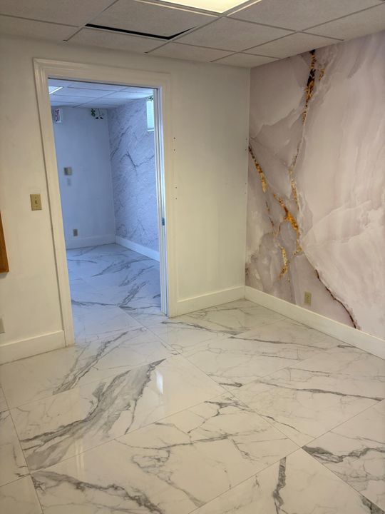 For Rent: $4,448 (1 beds, 1 baths, 561 Square Feet)