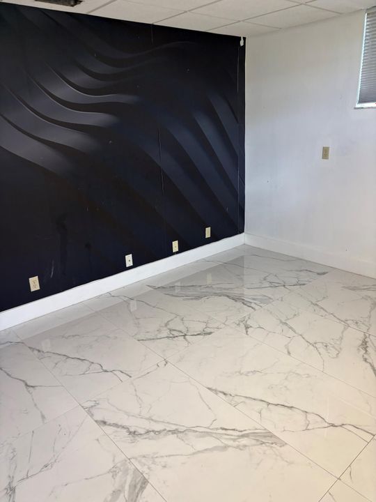 For Rent: $4,448 (1 beds, 1 baths, 561 Square Feet)