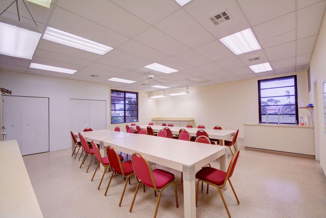 В аренду: $2,500 (2 спален, 2 ванн, 1512 Квадратных фут)