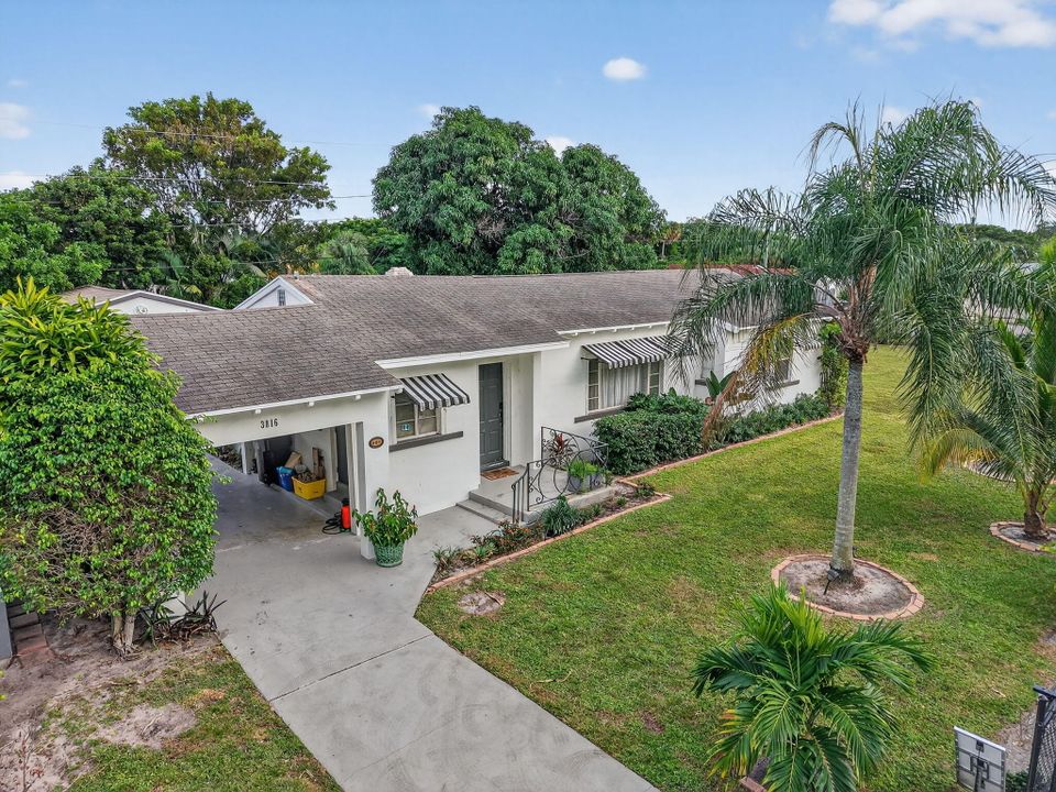 En Venta: $674,900 (2 camas, 1 baños, 1406 Pies cuadrados)