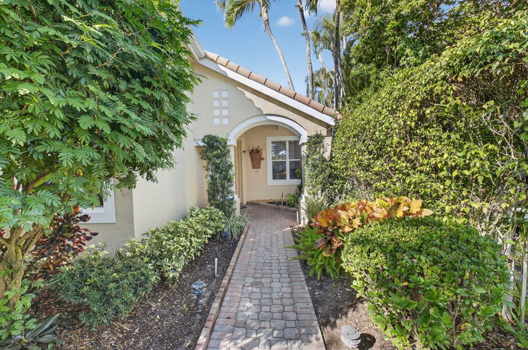 Activo con contrato: $1,695,000 (3 camas, 4 baños, 2880 Pies cuadrados)