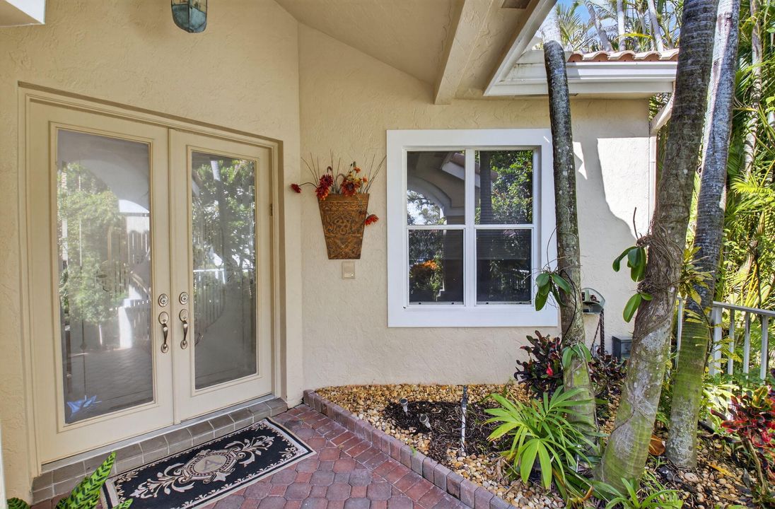 Activo con contrato: $1,695,000 (3 camas, 4 baños, 2880 Pies cuadrados)