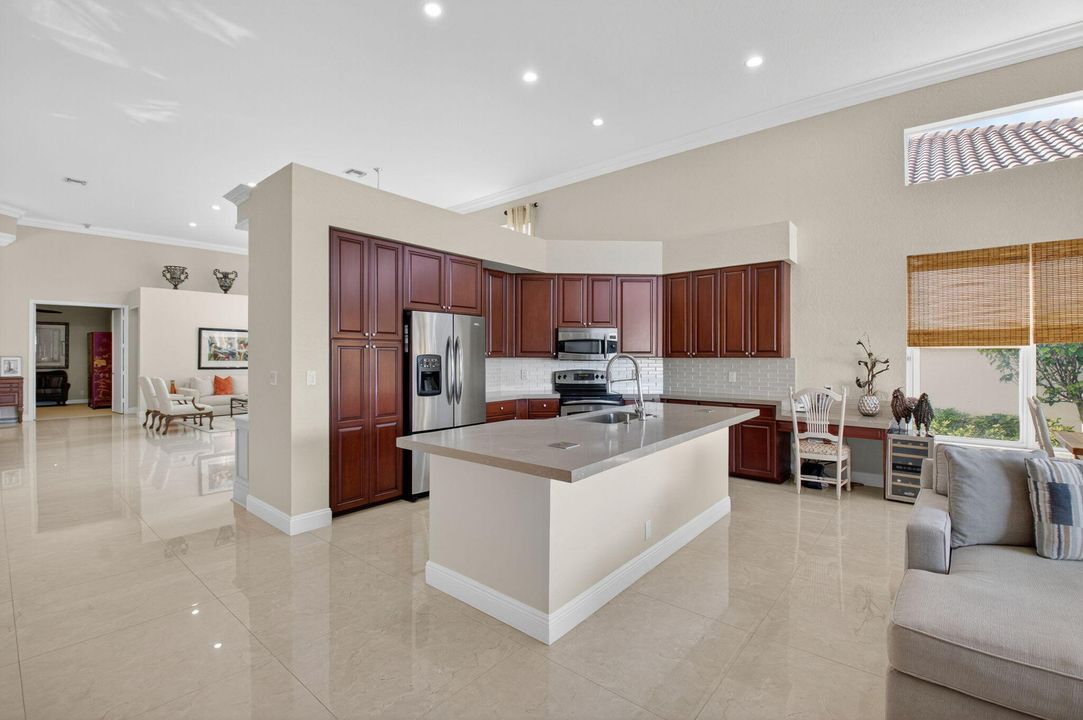 Activo con contrato: $1,695,000 (3 camas, 4 baños, 2880 Pies cuadrados)