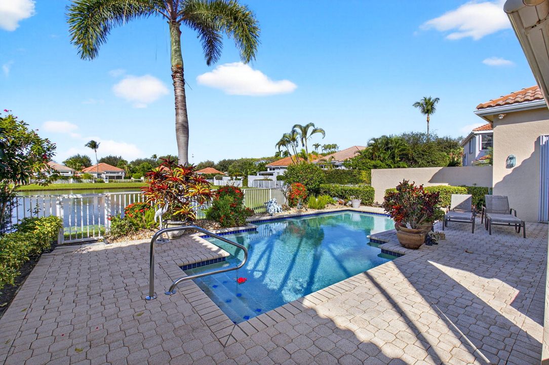 Activo con contrato: $1,695,000 (3 camas, 4 baños, 2880 Pies cuadrados)