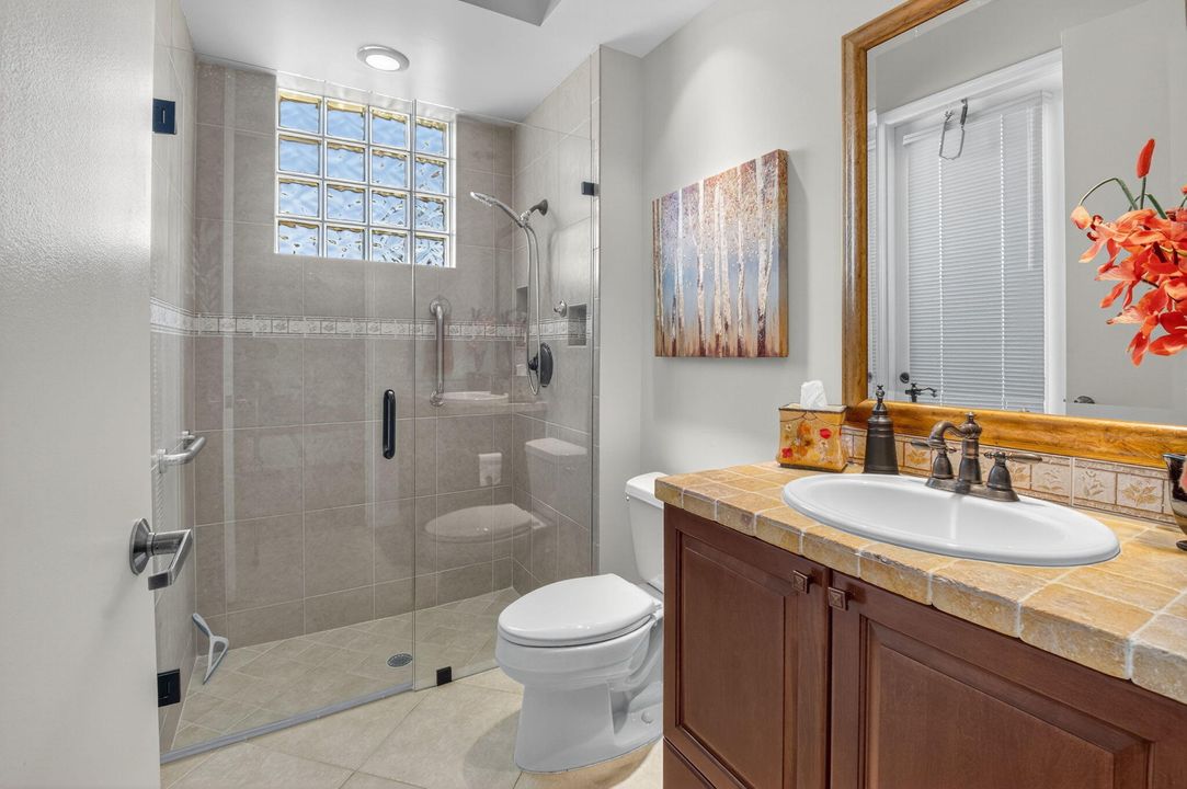 Activo con contrato: $1,695,000 (3 camas, 4 baños, 2880 Pies cuadrados)