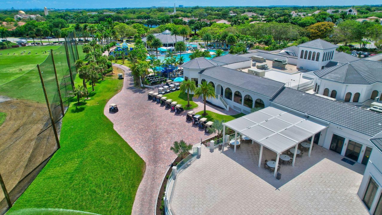 Activo con contrato: $1,695,000 (3 camas, 4 baños, 2880 Pies cuadrados)