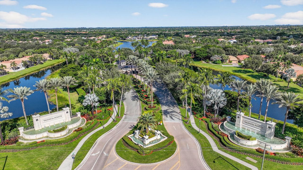 合同活跃: $624,900 (3 贝兹, 2 浴室, 2327 平方英尺)