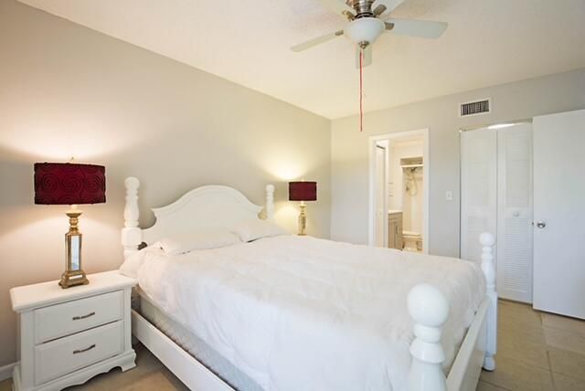 For Sale: $227,000 (2 beds, 2 baths, 936 Square Feet)