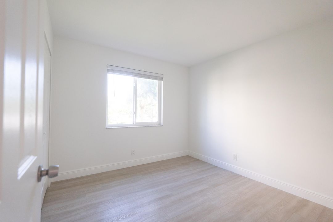 Activo con contrato: $2,000 (2 camas, 2 baños, 770 Pies cuadrados)