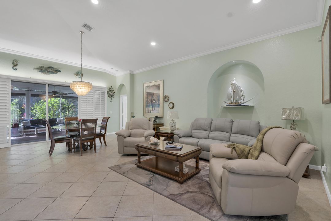 For Sale: $400,000 (3 beds, 2 baths, 1766 Square Feet)