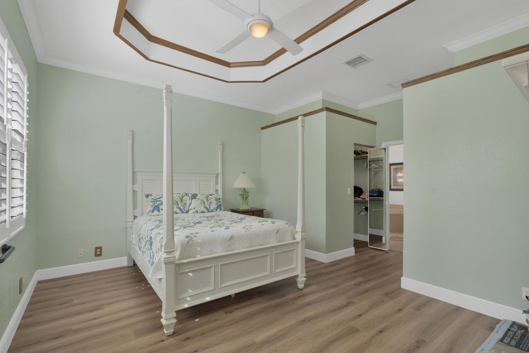 For Sale: $400,000 (3 beds, 2 baths, 1766 Square Feet)