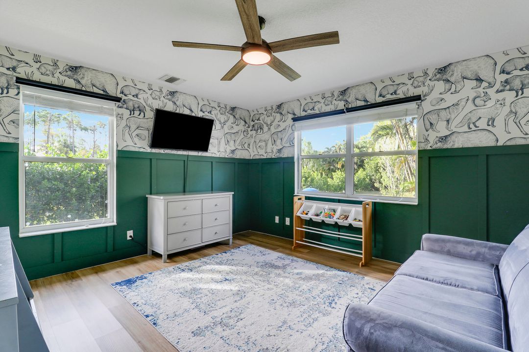 For Sale: $1,050,000 (4 beds, 3 baths, 2486 Square Feet)