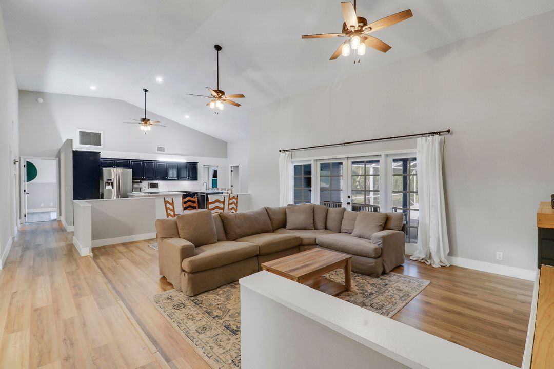 For Sale: $1,050,000 (4 beds, 3 baths, 2486 Square Feet)