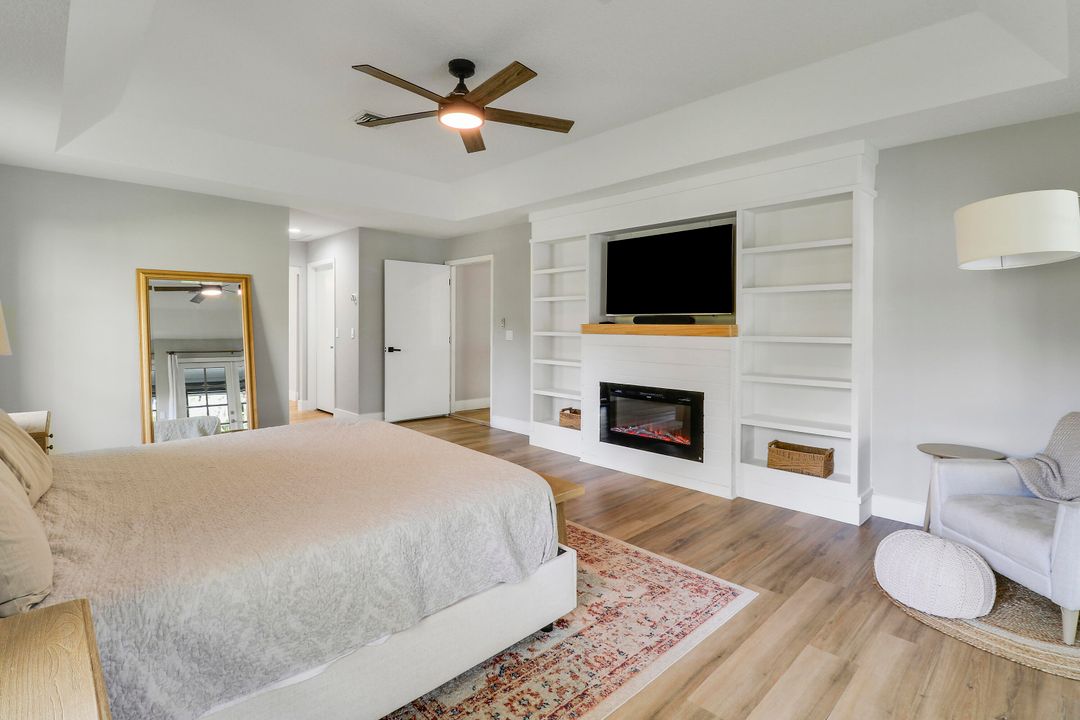 For Sale: $1,050,000 (4 beds, 3 baths, 2486 Square Feet)