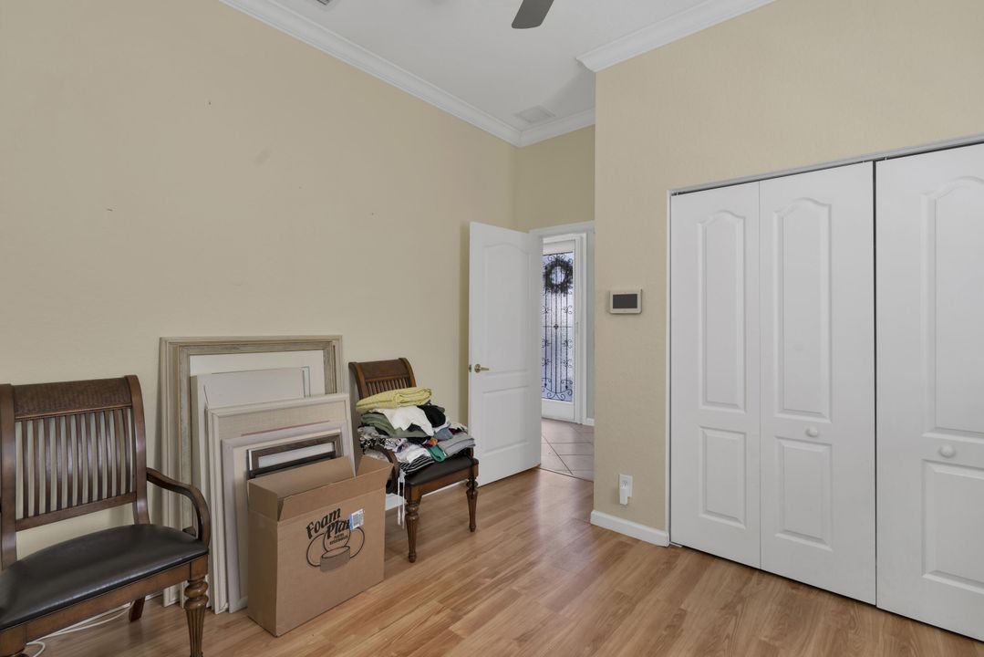 For Sale: $400,000 (3 beds, 2 baths, 1766 Square Feet)