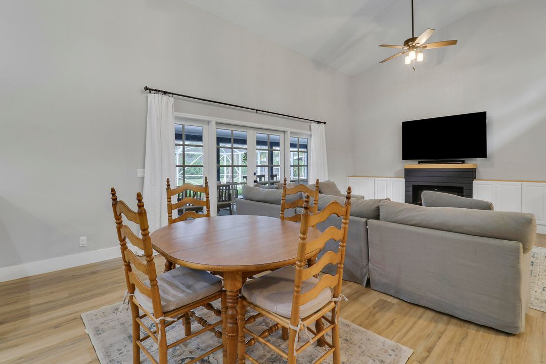 For Sale: $1,050,000 (4 beds, 3 baths, 2486 Square Feet)