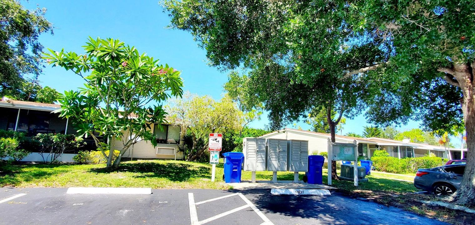 Под контрактом: $135,000 (1 спален, 1 ванн, 550 Квадратных фут)