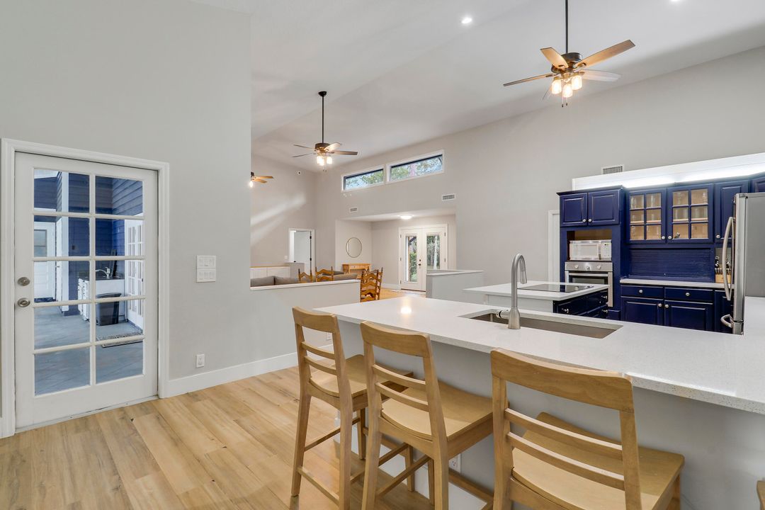 For Sale: $1,050,000 (4 beds, 3 baths, 2486 Square Feet)