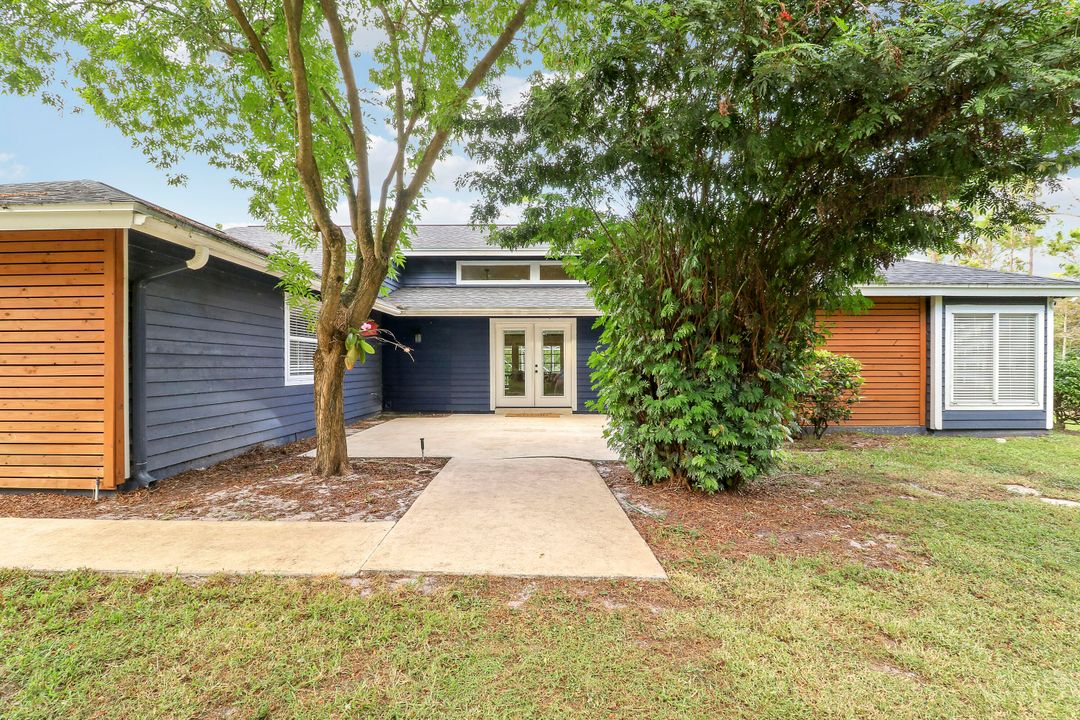 For Sale: $1,050,000 (4 beds, 3 baths, 2486 Square Feet)