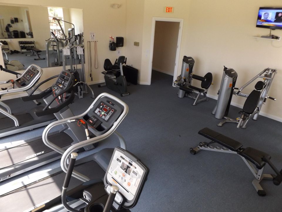 For Sale: $400,000 (3 beds, 2 baths, 1766 Square Feet)