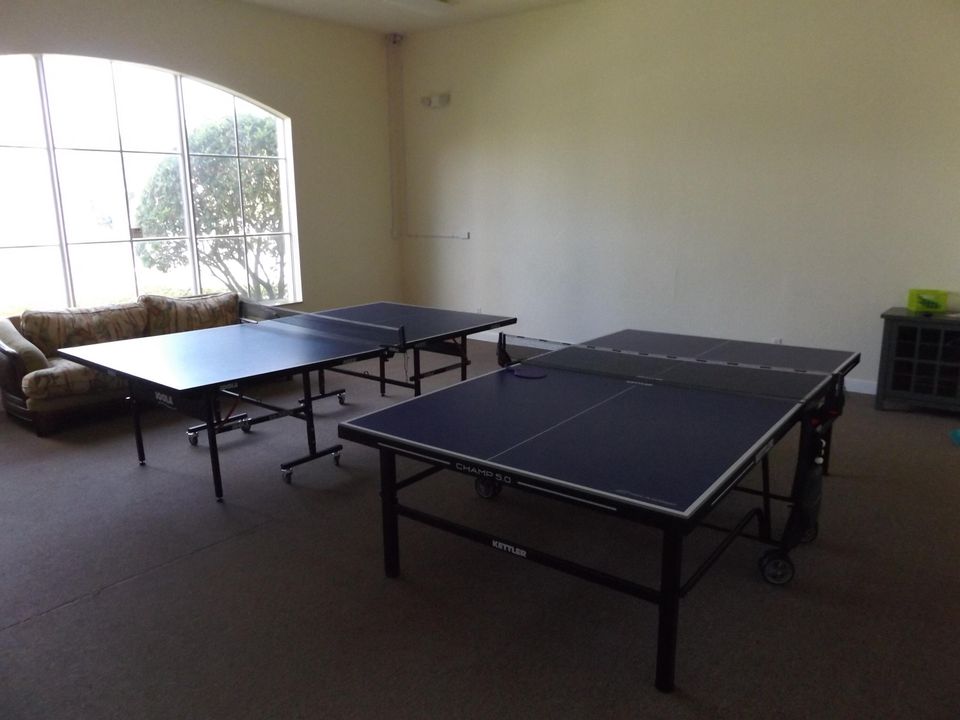 For Sale: $400,000 (3 beds, 2 baths, 1766 Square Feet)