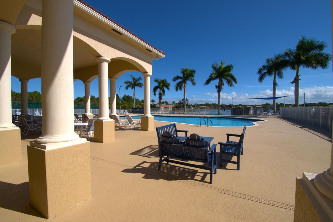 For Sale: $400,000 (3 beds, 2 baths, 1766 Square Feet)