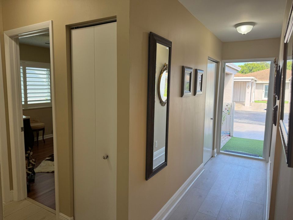 En Venta: $297,900 (2 camas, 2 baños, 1148 Pies cuadrados)