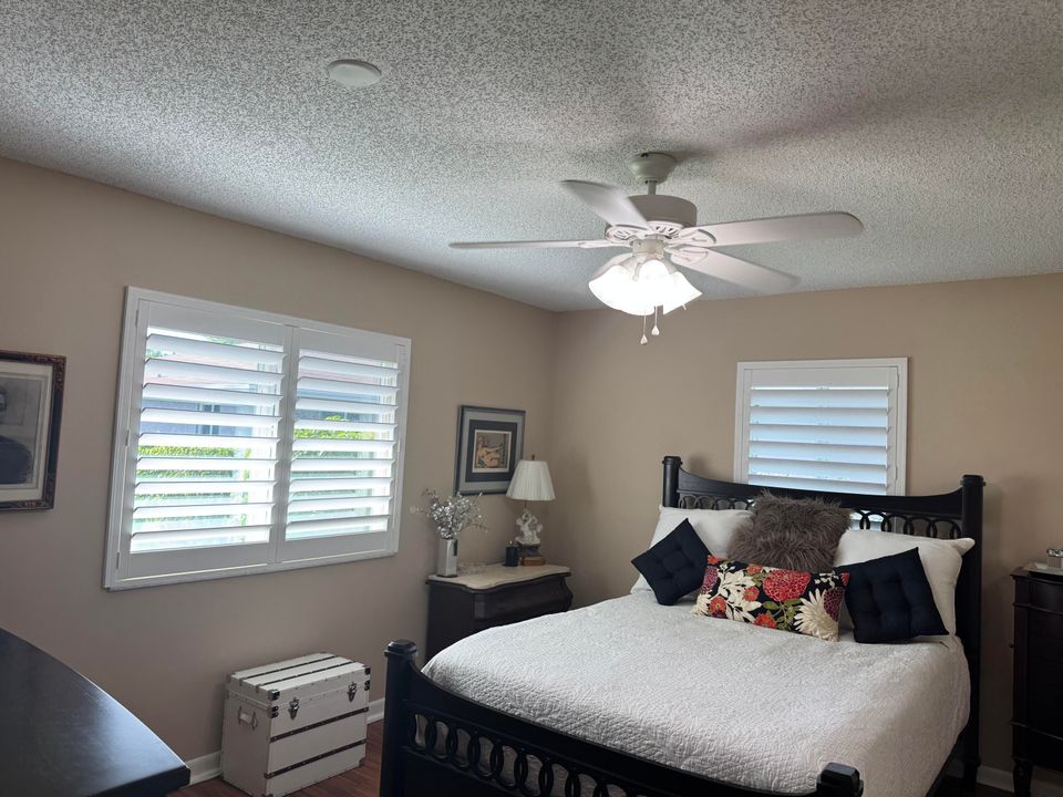 En Venta: $297,900 (2 camas, 2 baños, 1148 Pies cuadrados)