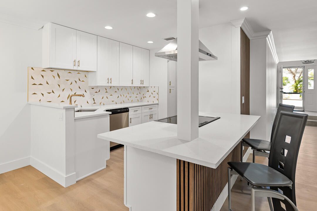 待售: $314,900 (2 贝兹, 2 浴室, 1279 平方英尺)