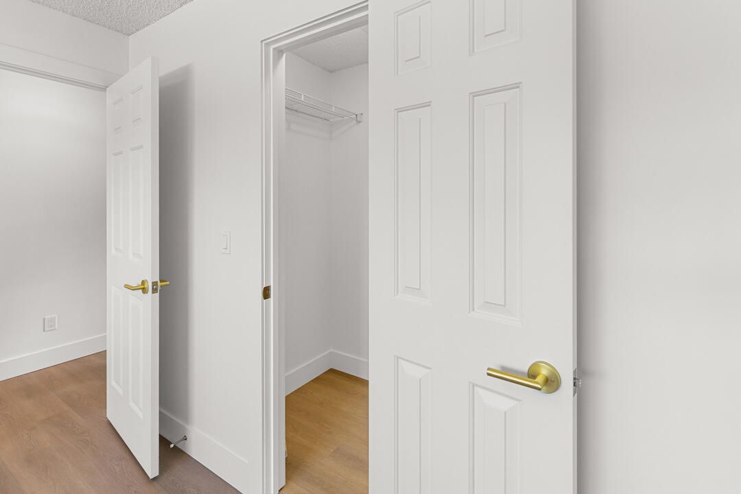 待售: $314,900 (2 贝兹, 2 浴室, 1279 平方英尺)