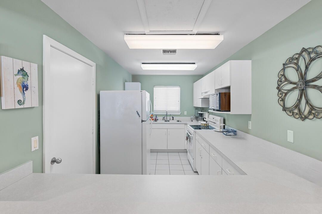 待售: $314,900 (2 贝兹, 2 浴室, 1279 平方英尺)