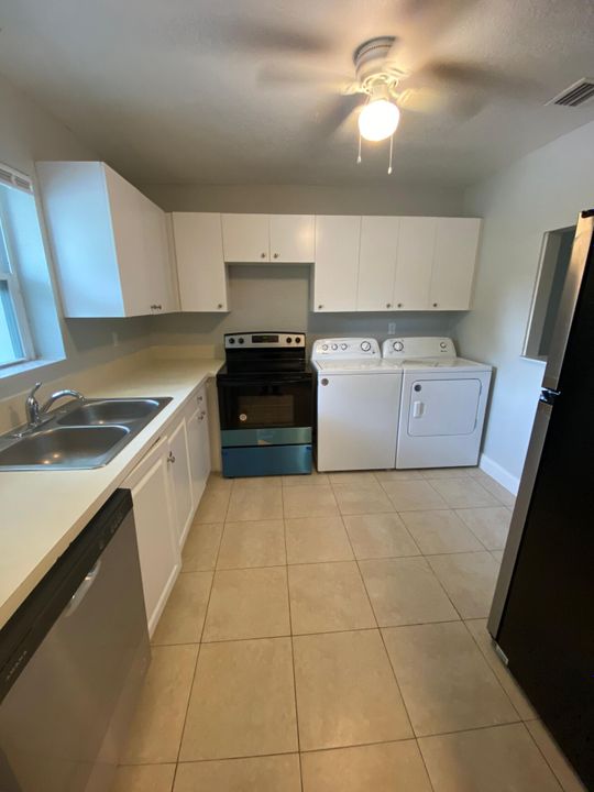 For Rent: $2,100 (2 beds, 2 baths, 1380 Square Feet)