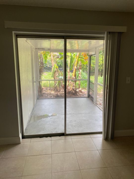 For Rent: $2,100 (2 beds, 2 baths, 1380 Square Feet)