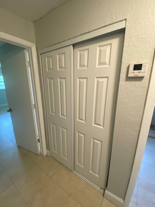 For Rent: $2,100 (2 beds, 2 baths, 1380 Square Feet)