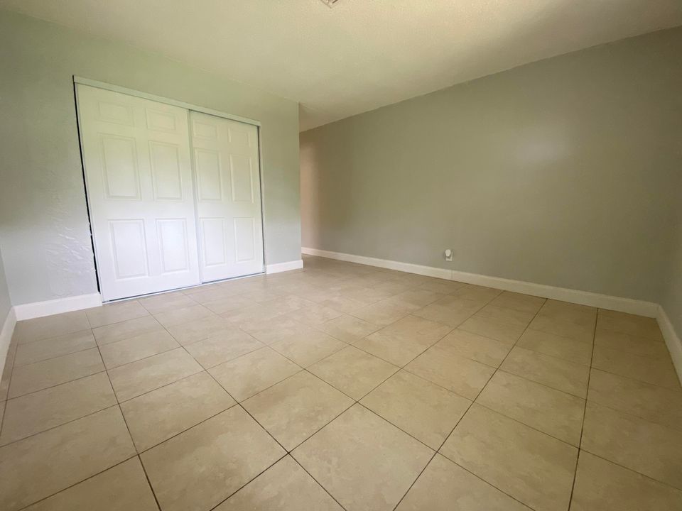 For Rent: $2,100 (2 beds, 2 baths, 1380 Square Feet)