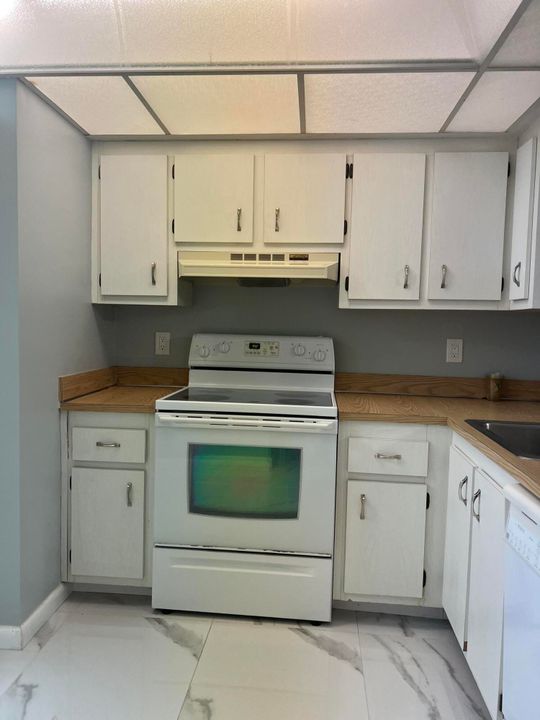 En Venta: $215,000 (2 camas, 2 baños, 1044 Pies cuadrados)