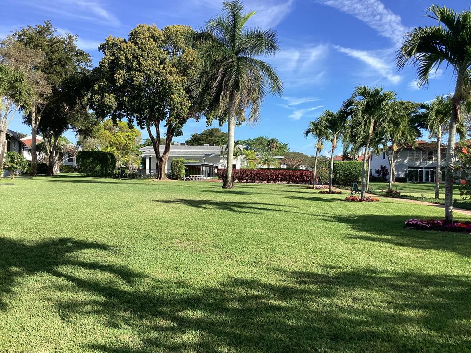 En Venta: $215,000 (2 camas, 2 baños, 1044 Pies cuadrados)