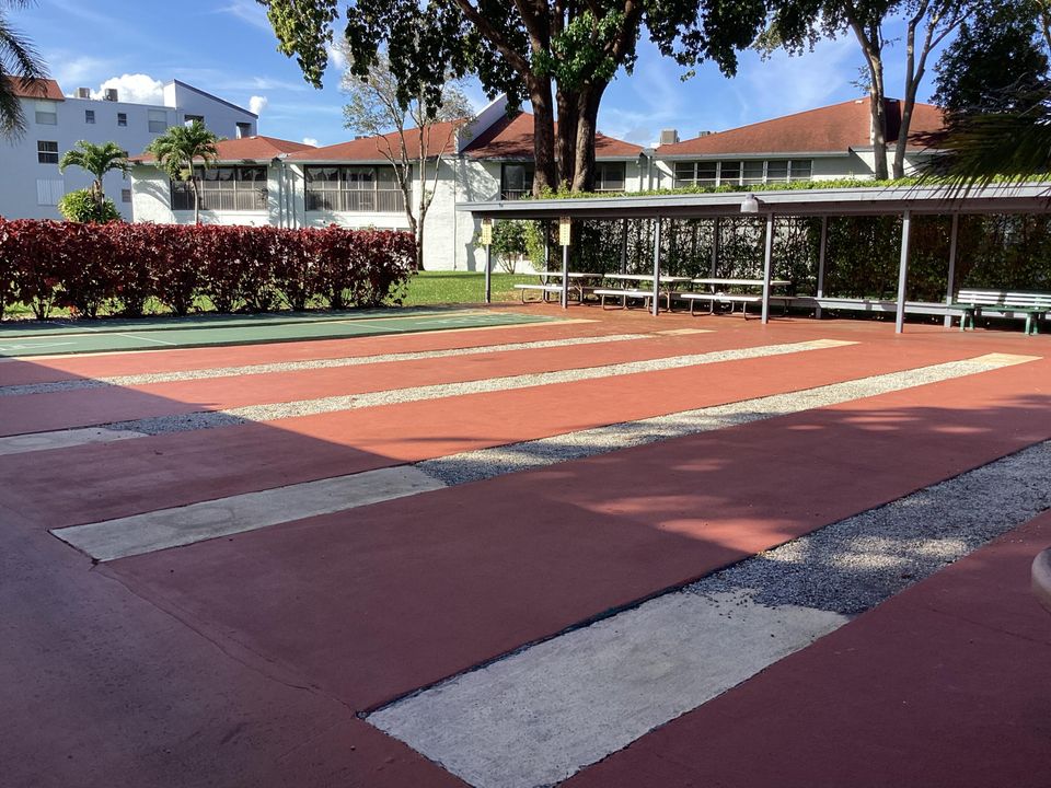 En Venta: $215,000 (2 camas, 2 baños, 1044 Pies cuadrados)