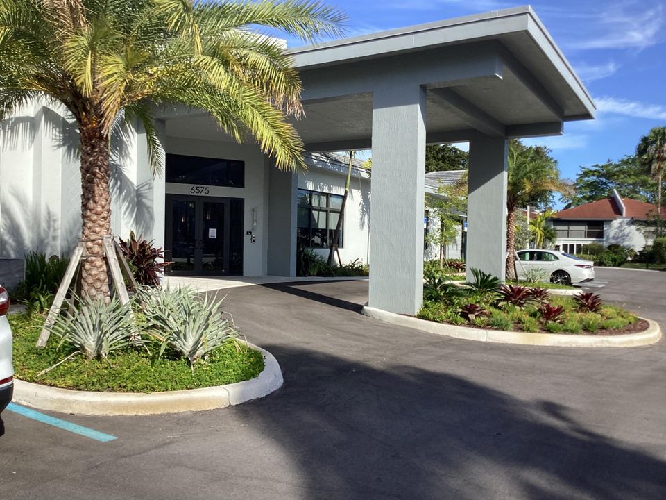 En Venta: $215,000 (2 camas, 2 baños, 1044 Pies cuadrados)