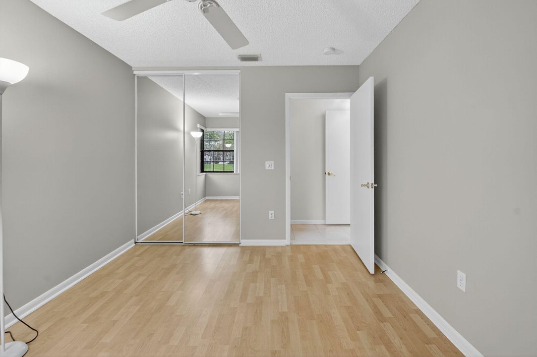 For Sale: $275,000 (3 beds, 2 baths, 1657 Square Feet)