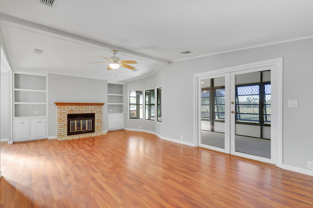 待售: $269,000 (3 贝兹, 2 浴室, 1531 平方英尺)