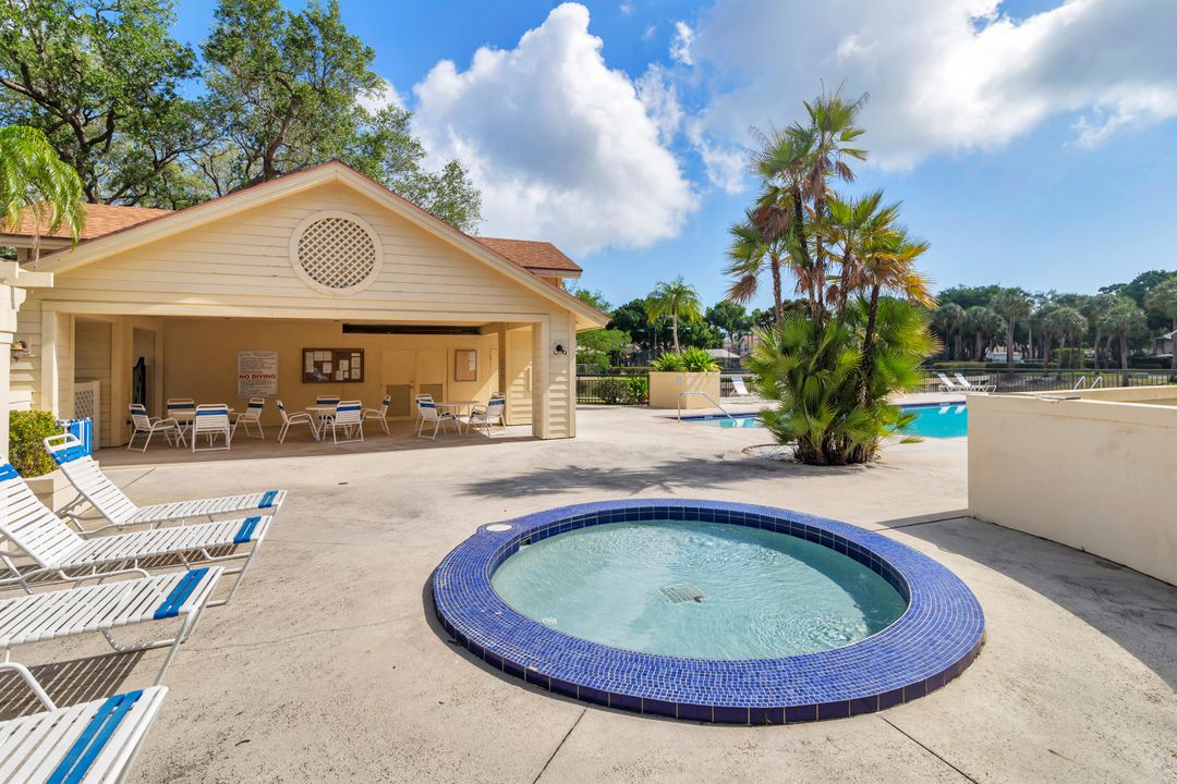 Active With Contract: $398,000 (3 beds, 2 baths, 1386 Square Feet)