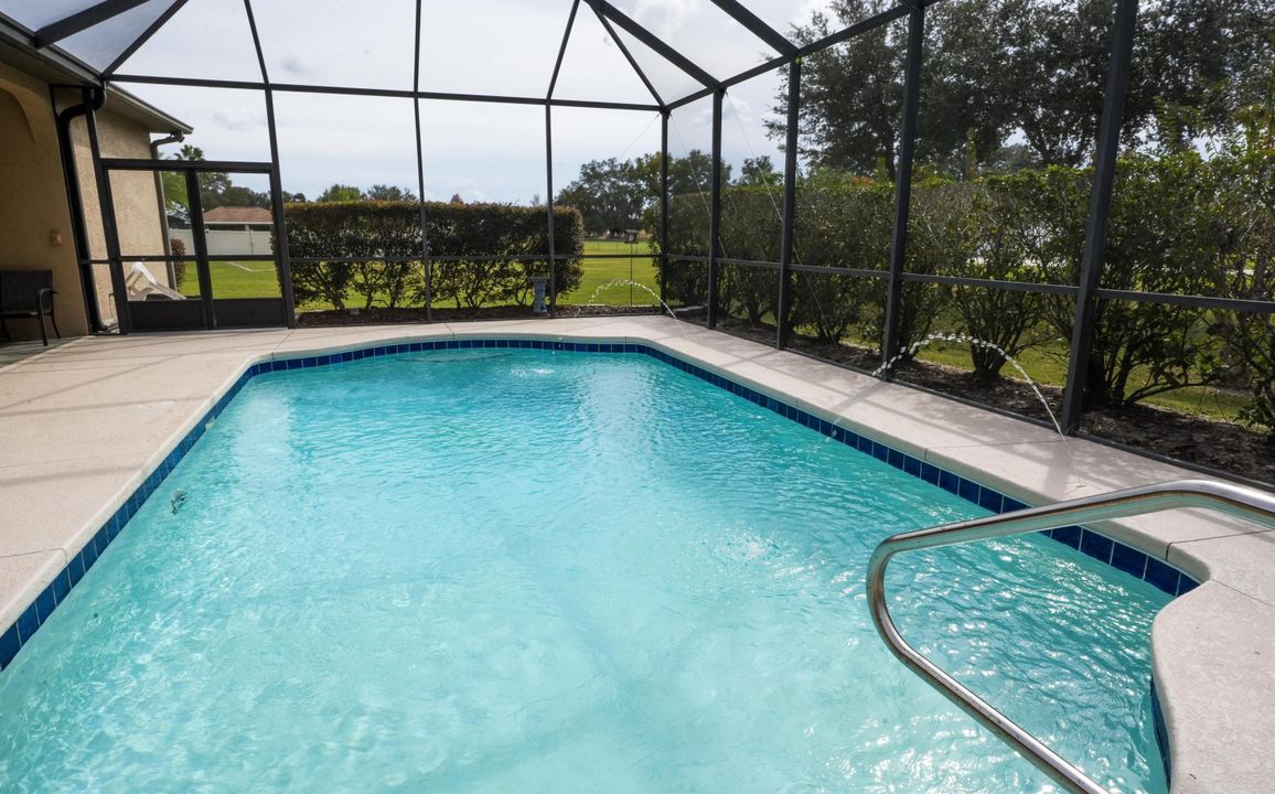 For Sale: $800,000 (3 beds, 3 baths, 2763 Square Feet)