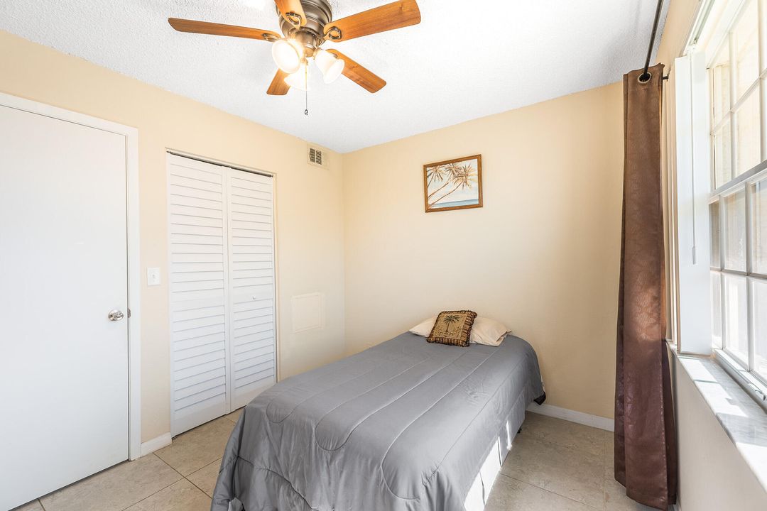 For Sale: $174,000 (2 beds, 2 baths, 886 Square Feet)
