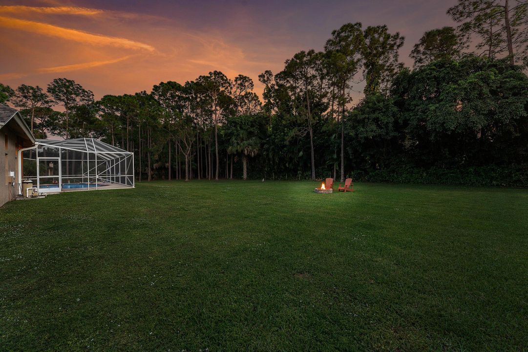 合同活跃: $784,999 (3 贝兹, 2 浴室, 2353 平方英尺)