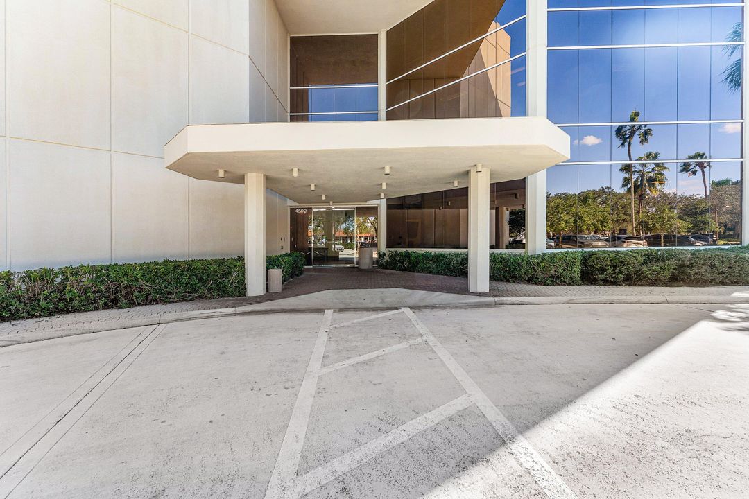 For Sale: $3,400 (0 beds, 0 baths, 52820 Square Feet)