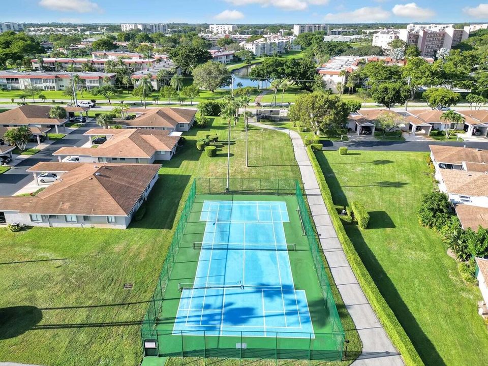 En Venta: $297,900 (2 camas, 2 baños, 1148 Pies cuadrados)